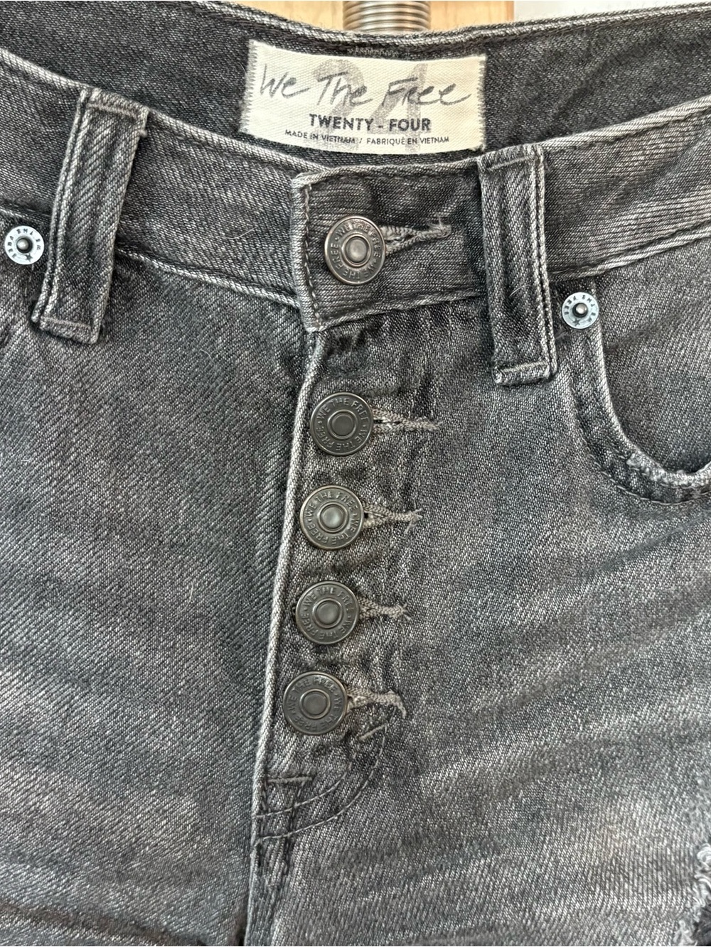 FP shorts - Picture 3 of 7